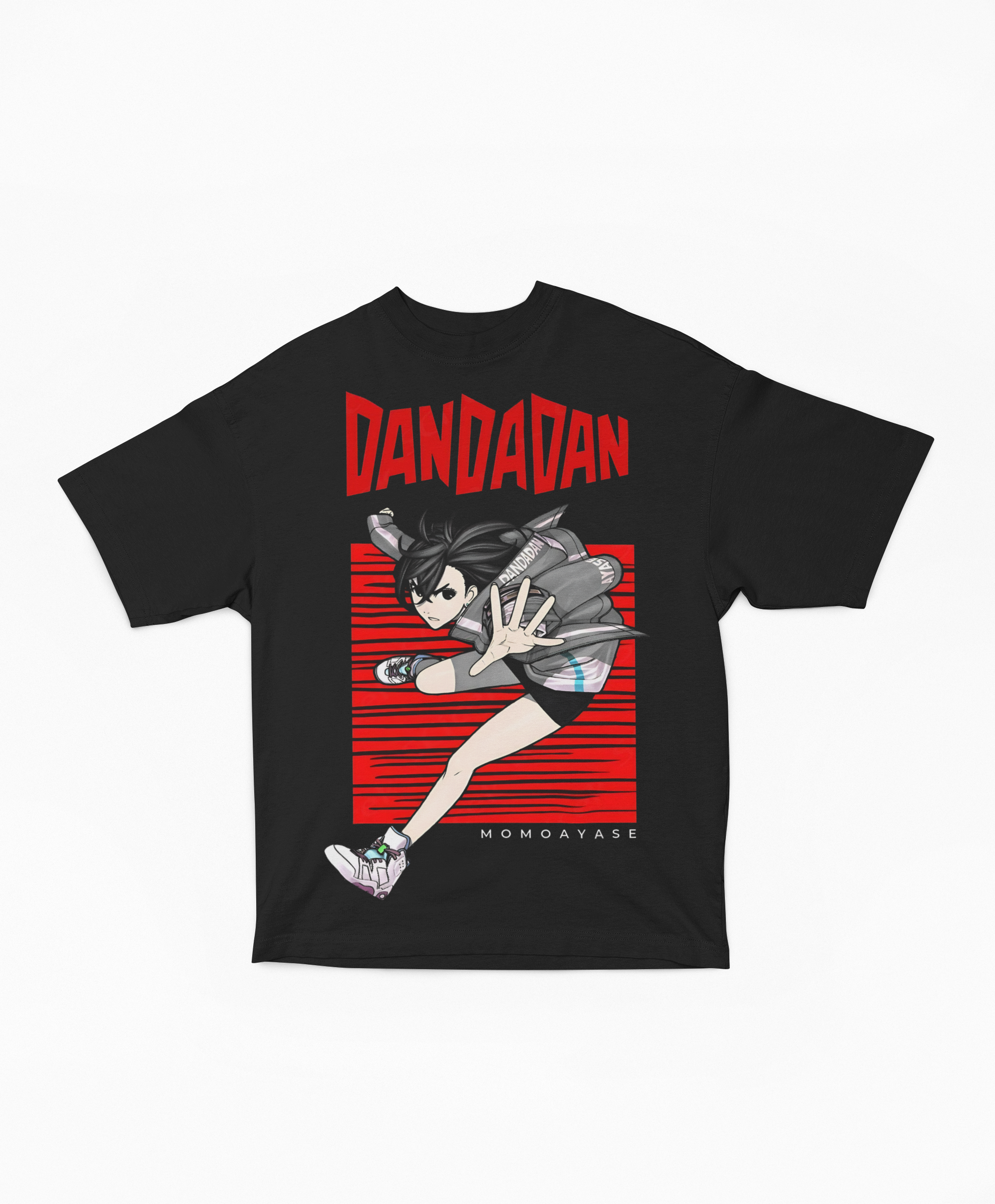 Playera Oversize Negra Momo Ayase Pose de Combate | Gráfico Cinético Dandadan